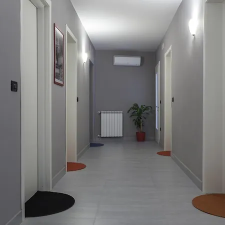 Easy Venice 1-2 بيت ضيافة
